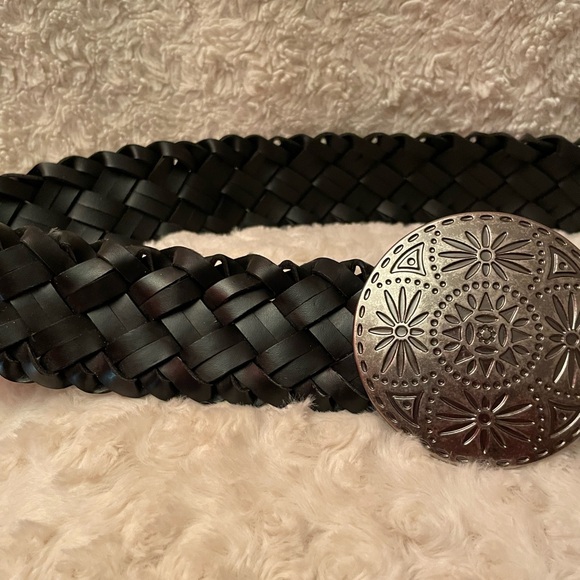 Faux Leather Woven Belt Black 2” W and 43” Total Length. See Full Description XL - Picture 6 of 6